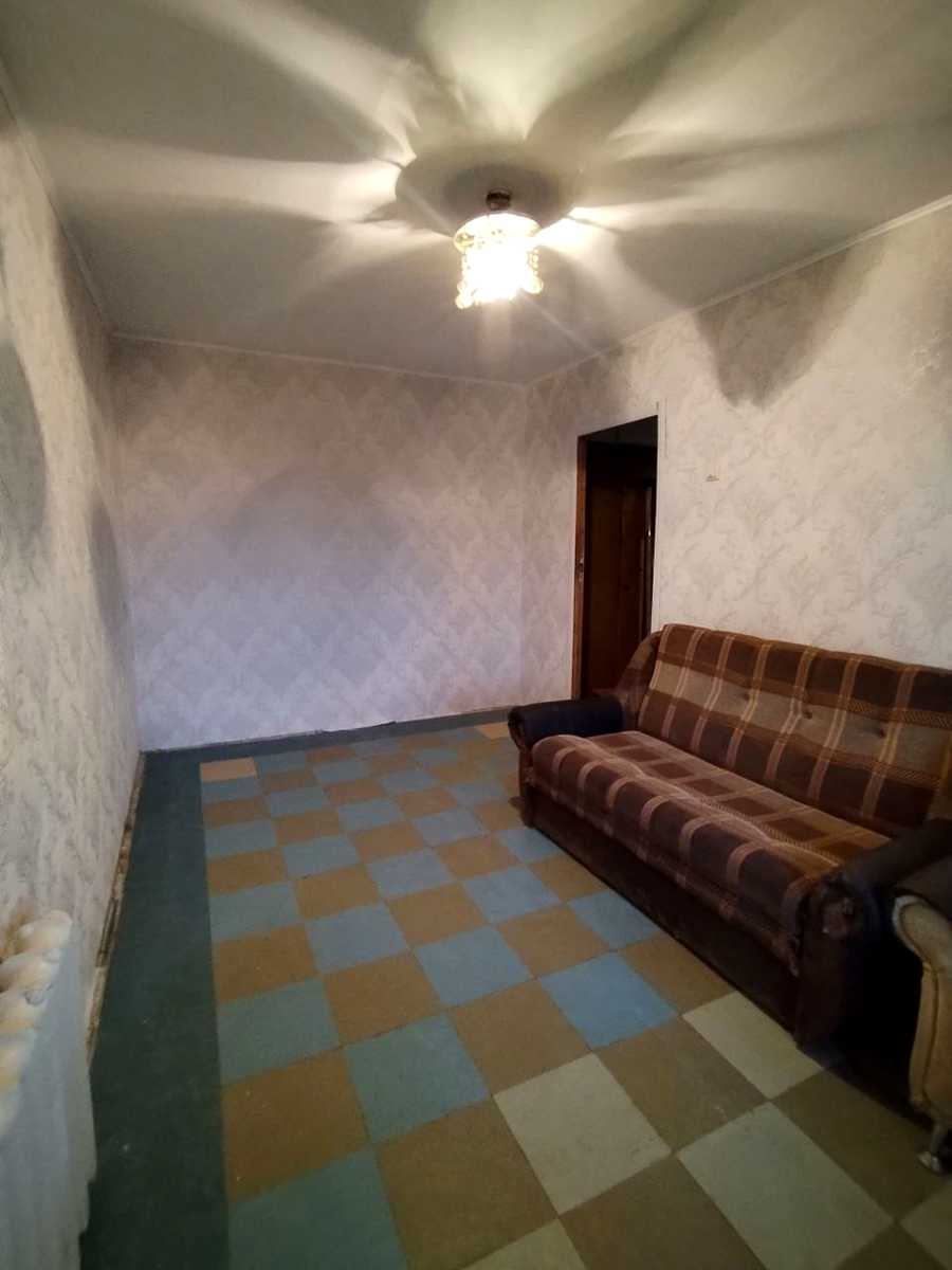1874146348765885