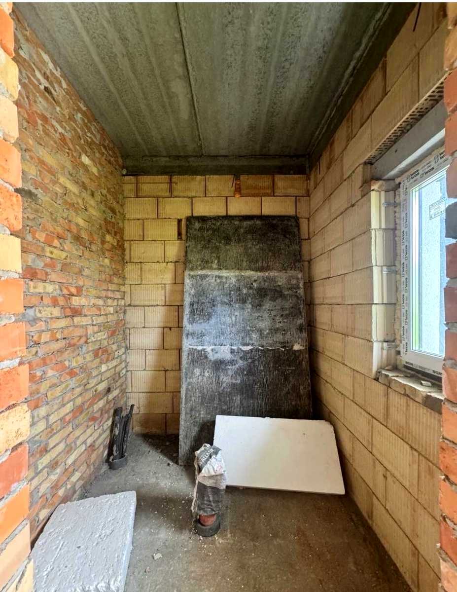 1874148228888517