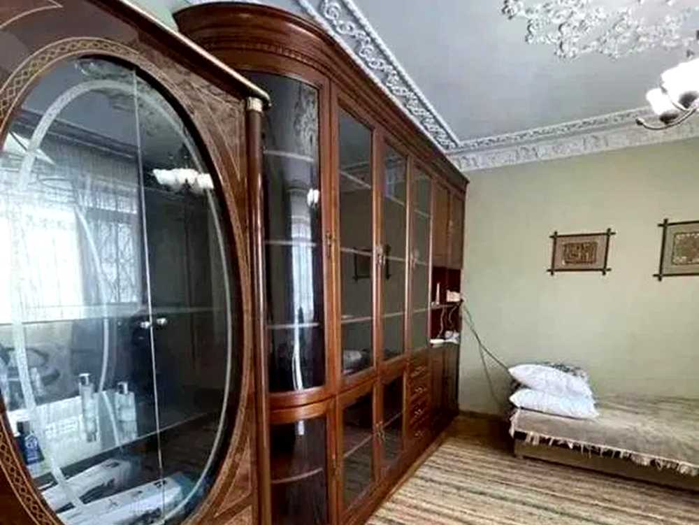 1874149049605229