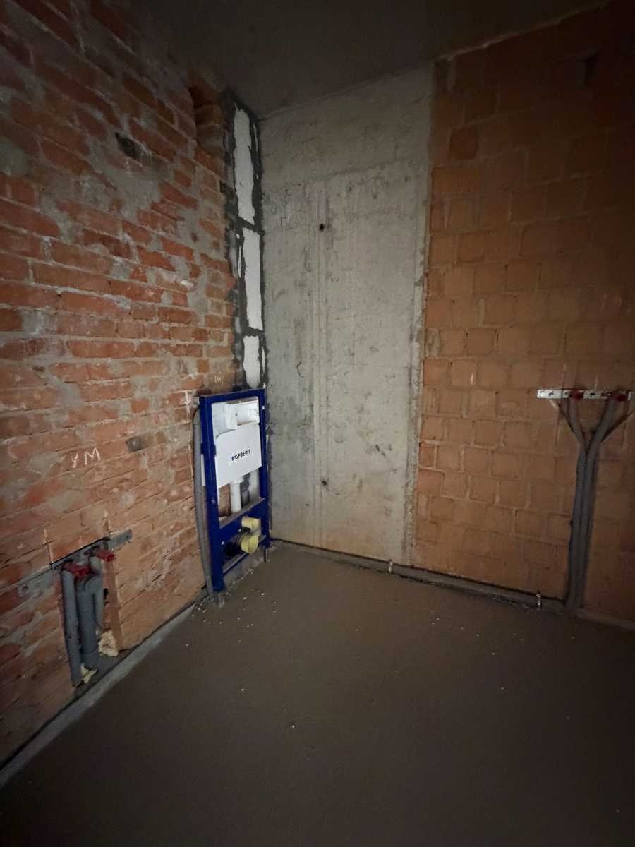 1874149657868752