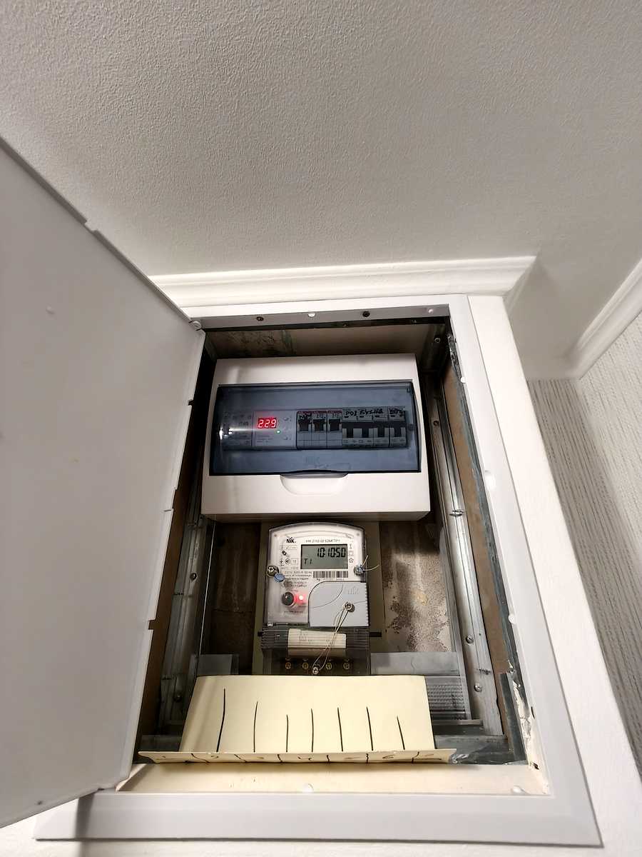 1874153173294545