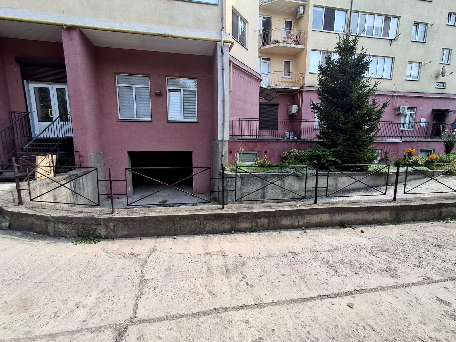 1874201957299756