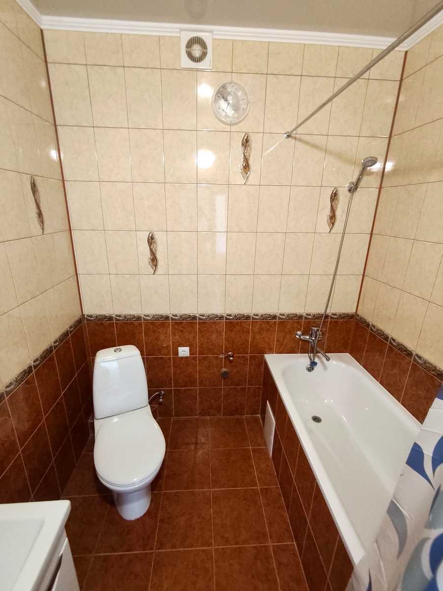 1874231311646672