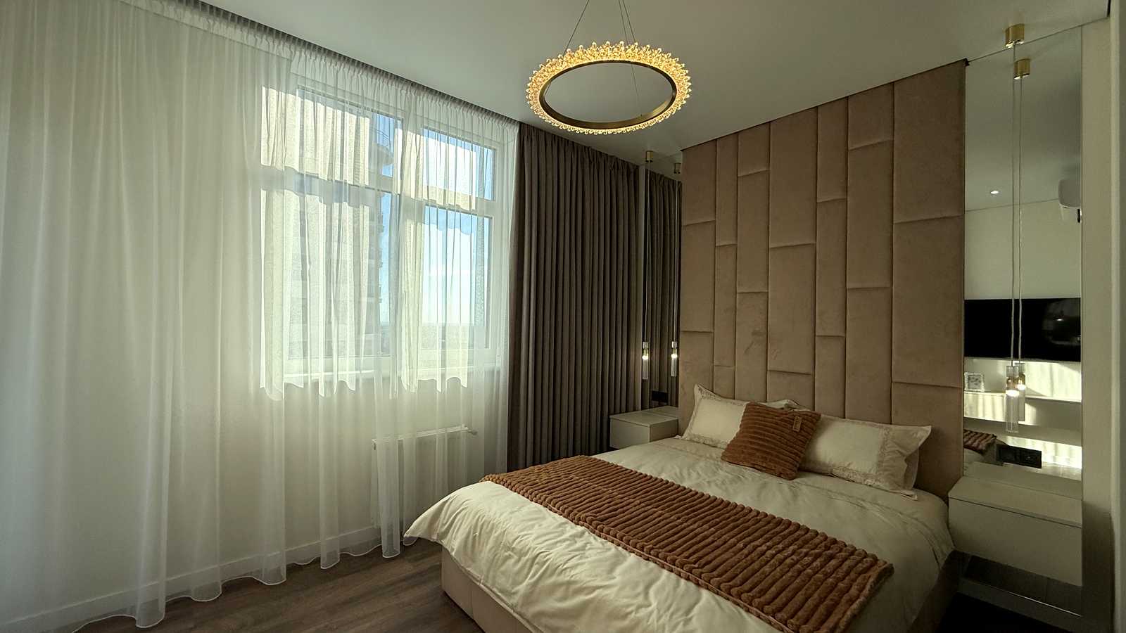 1874233939078310