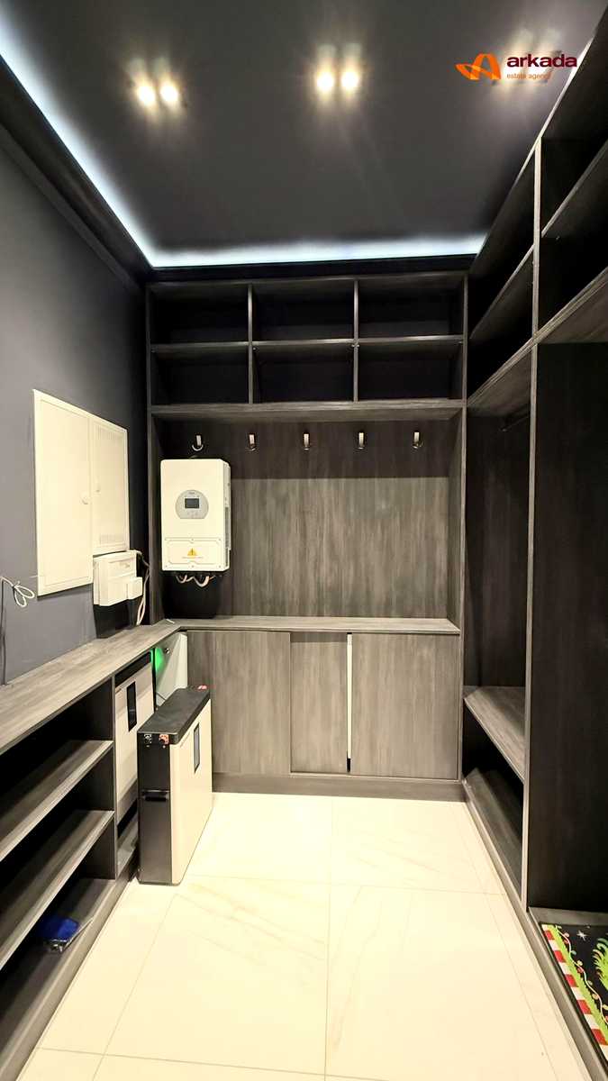 1874244475250650