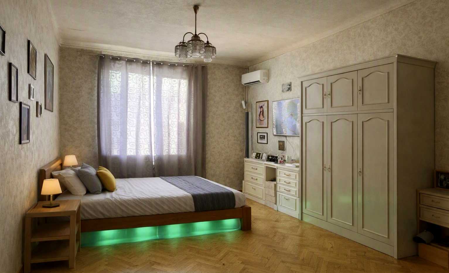 1874293598890370