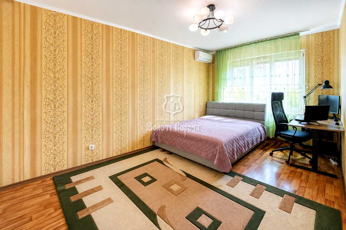 1874299504660948