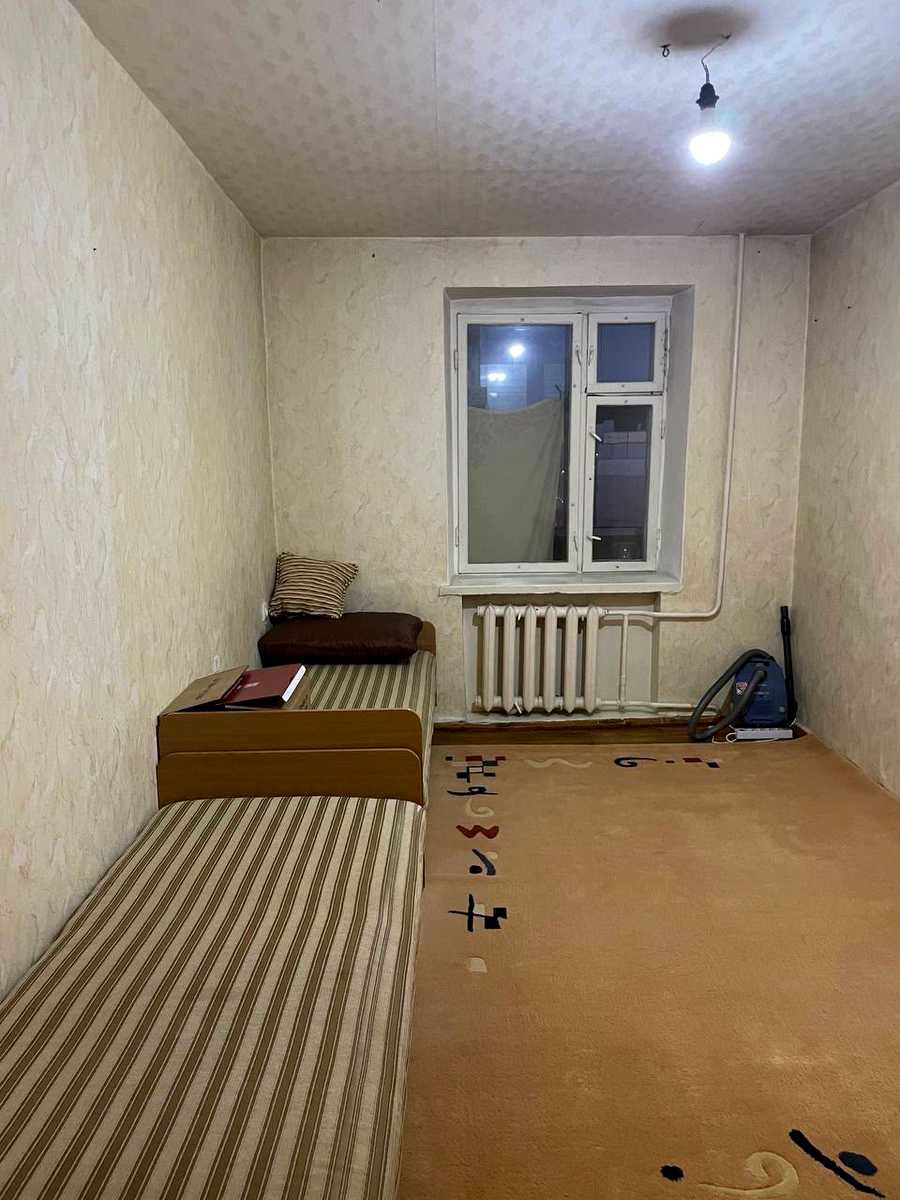 1874301747377579