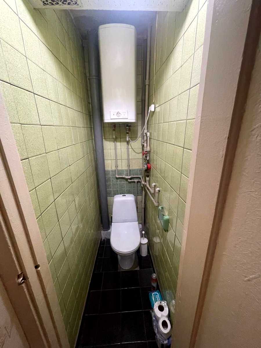 1874301747928003