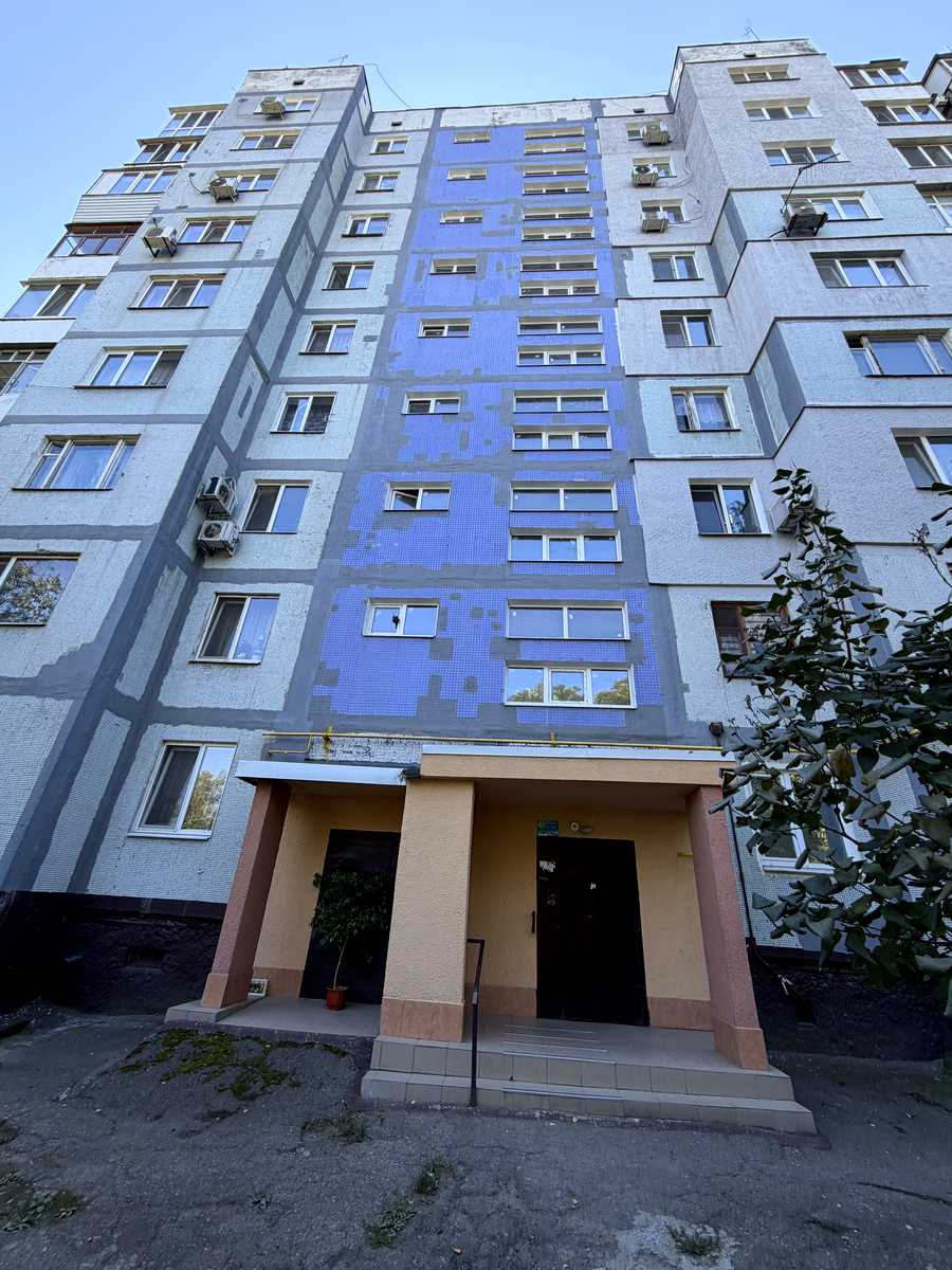 1874304463859623