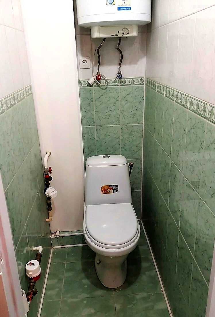 1874308794508816