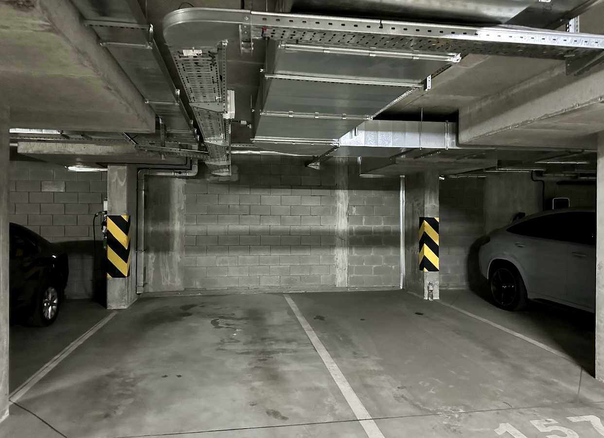 1874317183174368