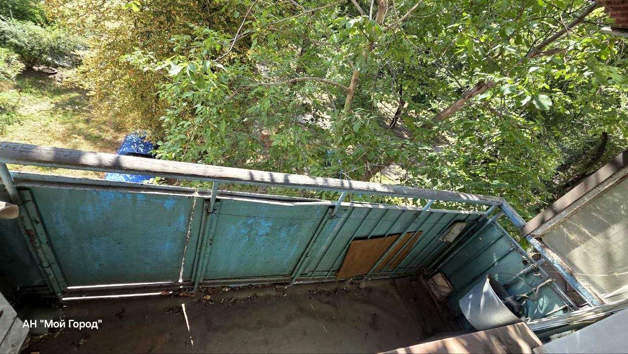 1874326002810070