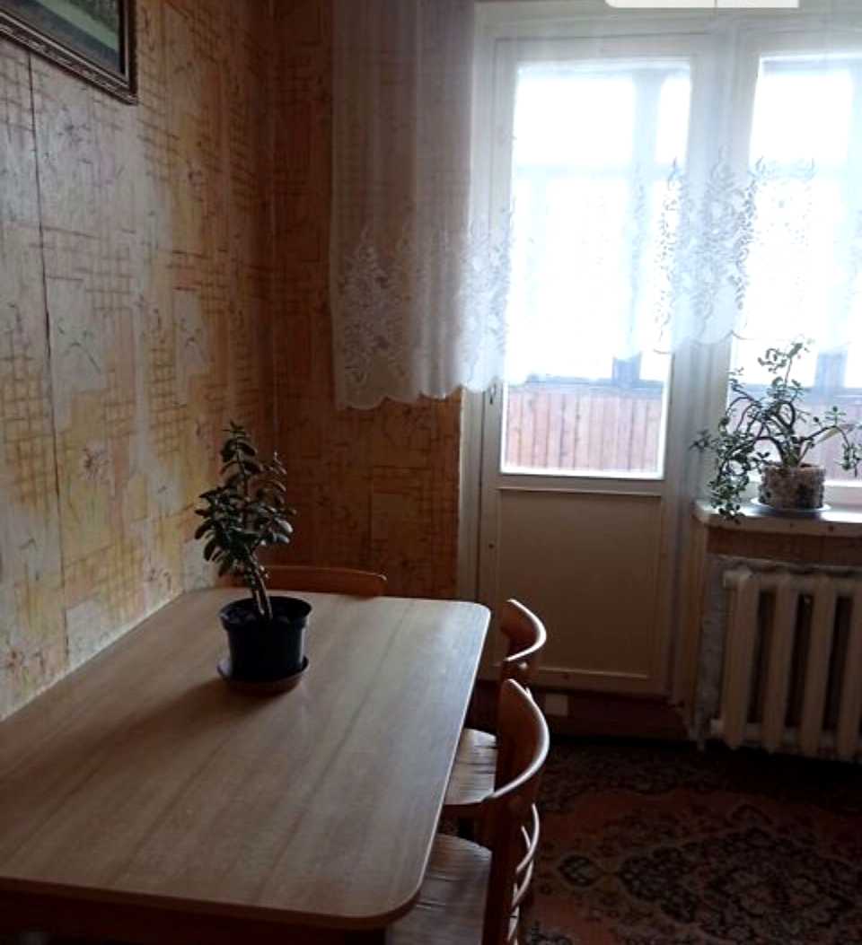 1874333080935861