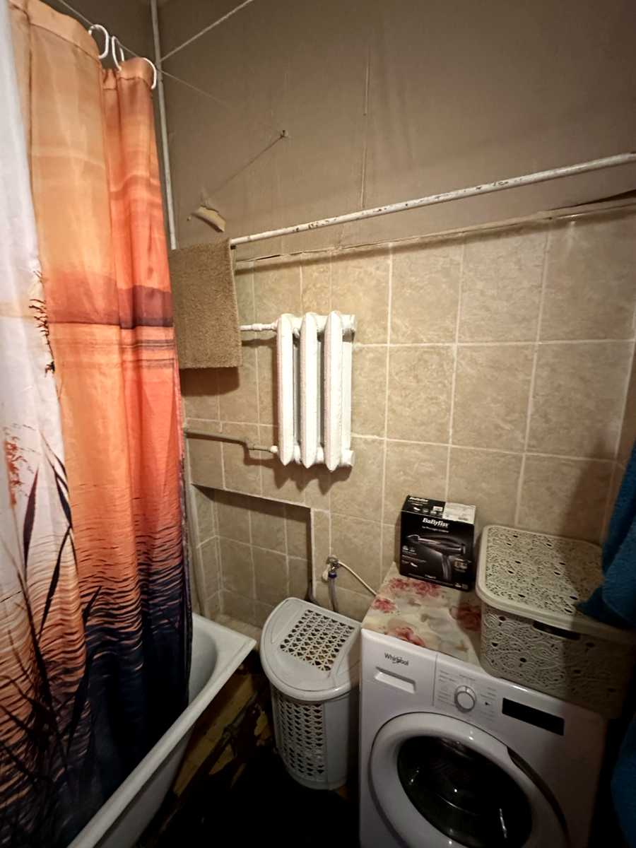 1874341004360316