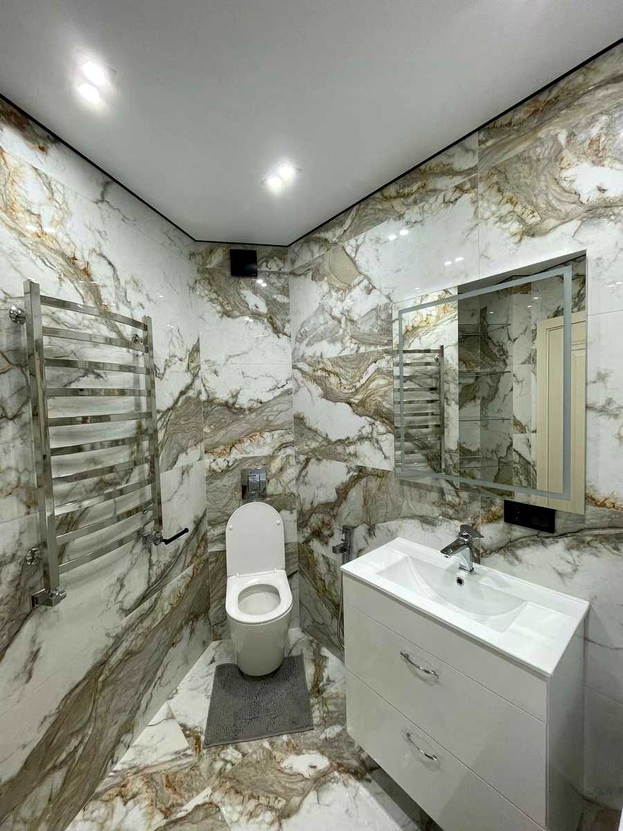1874388637300704
