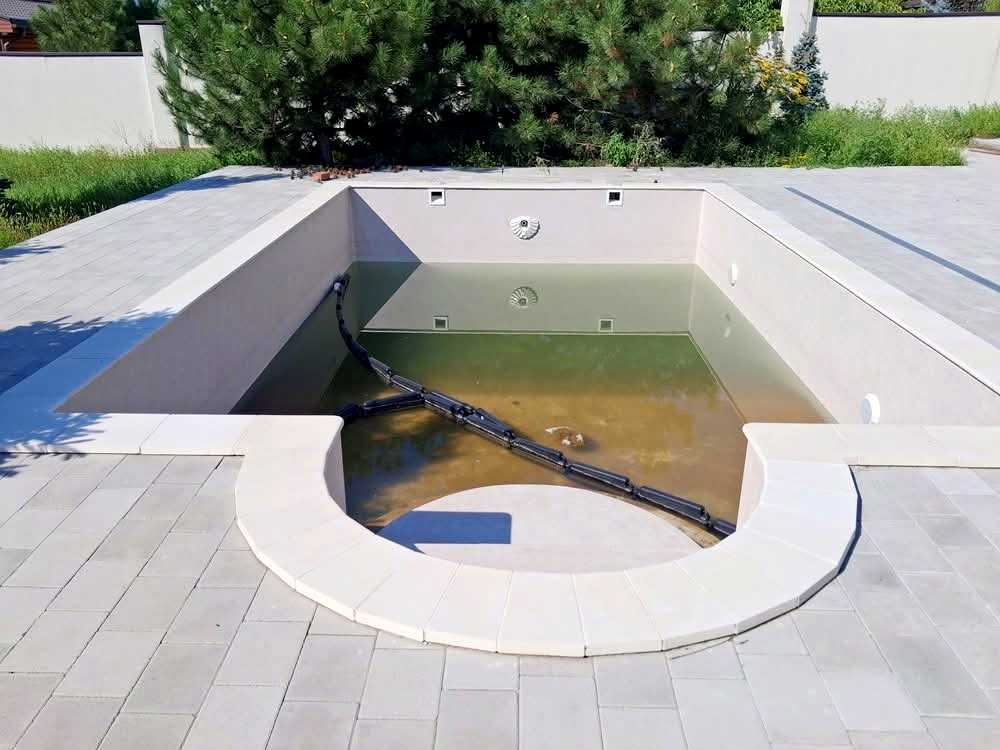 1874390413695572