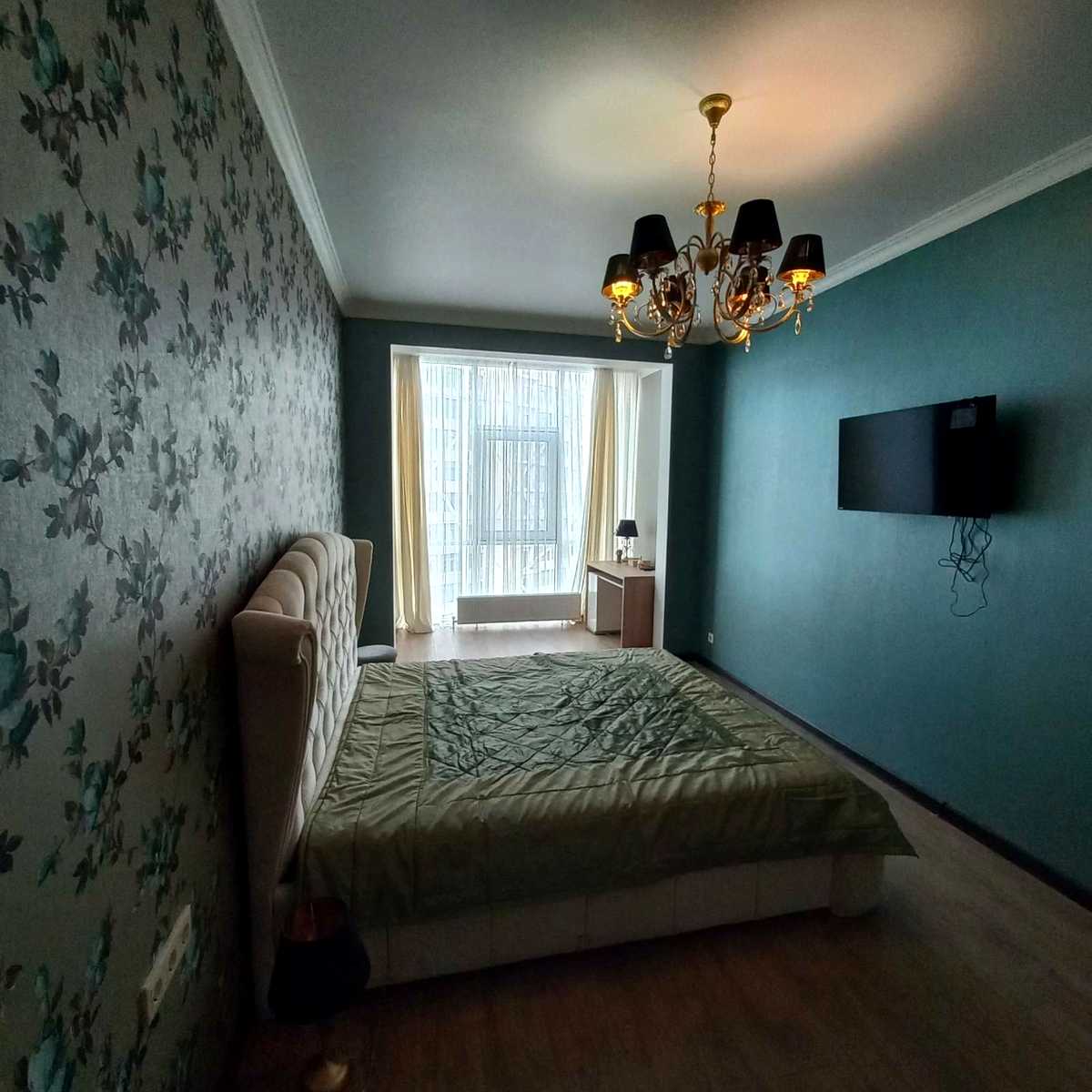 1874393779374541