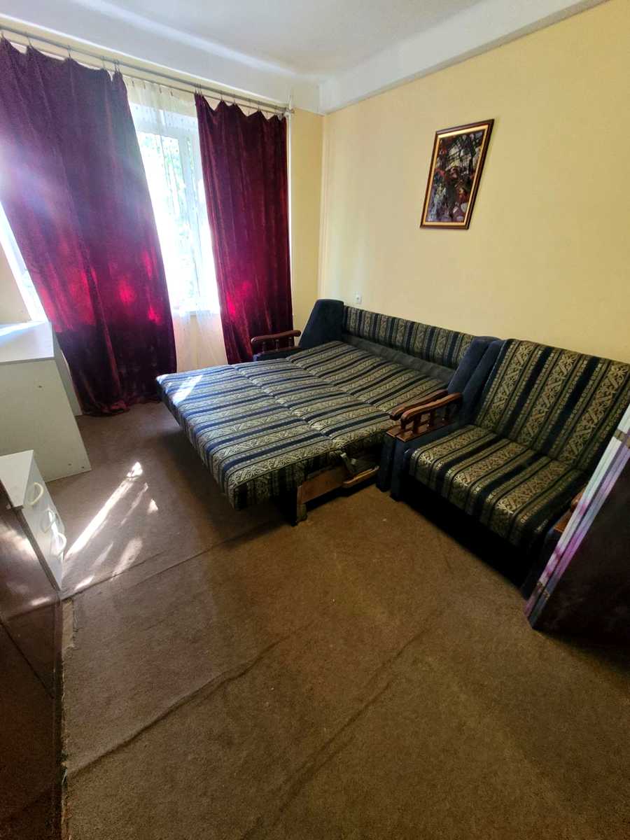 1874394149327396