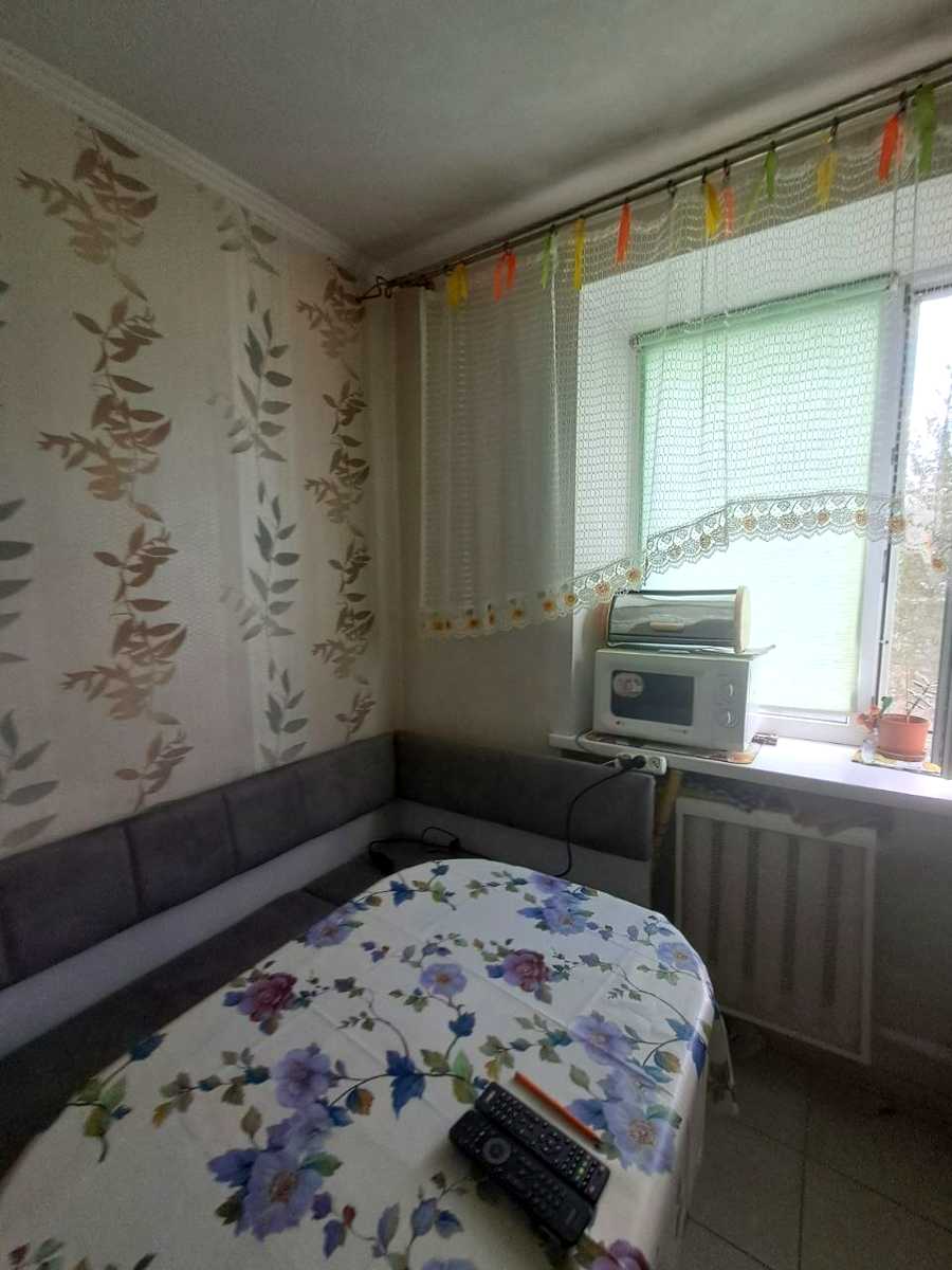 1874394548362031