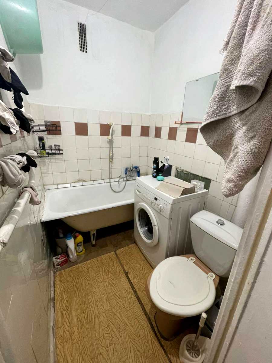 1874396507627105