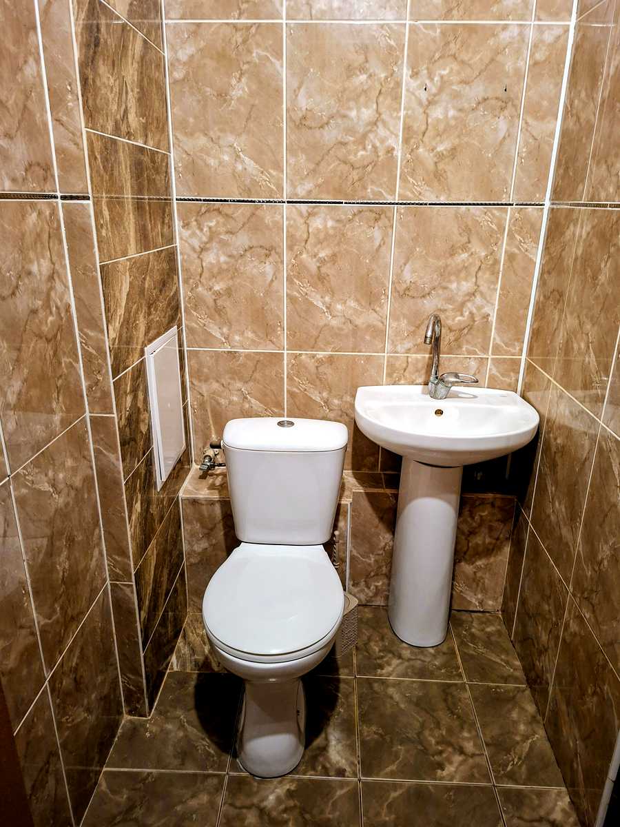 1874396609982499