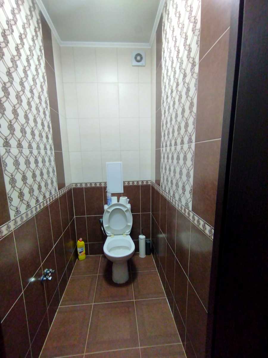 1874397392405307