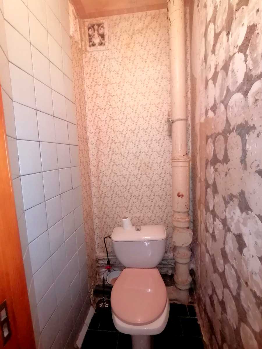 1874398502406509