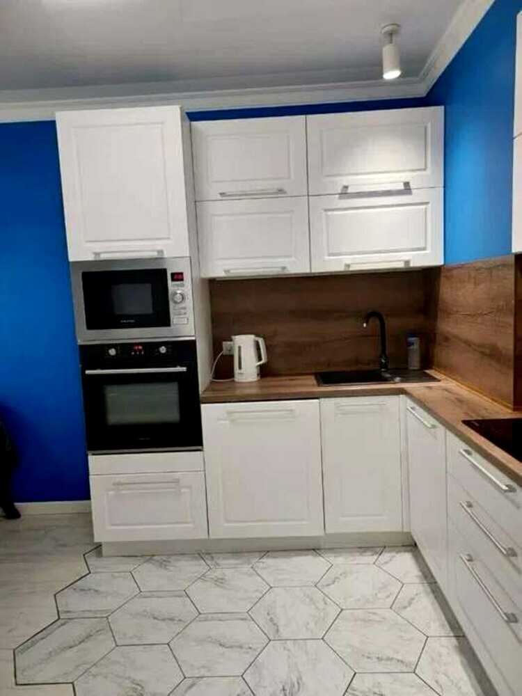 1874398985547183