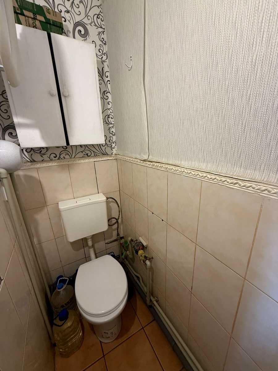 1874399410945760