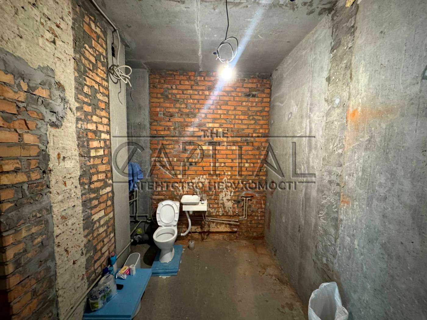 1874399937809008