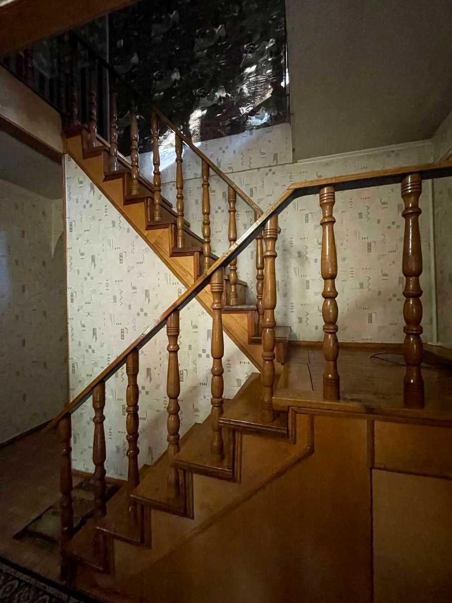 1874401157236413