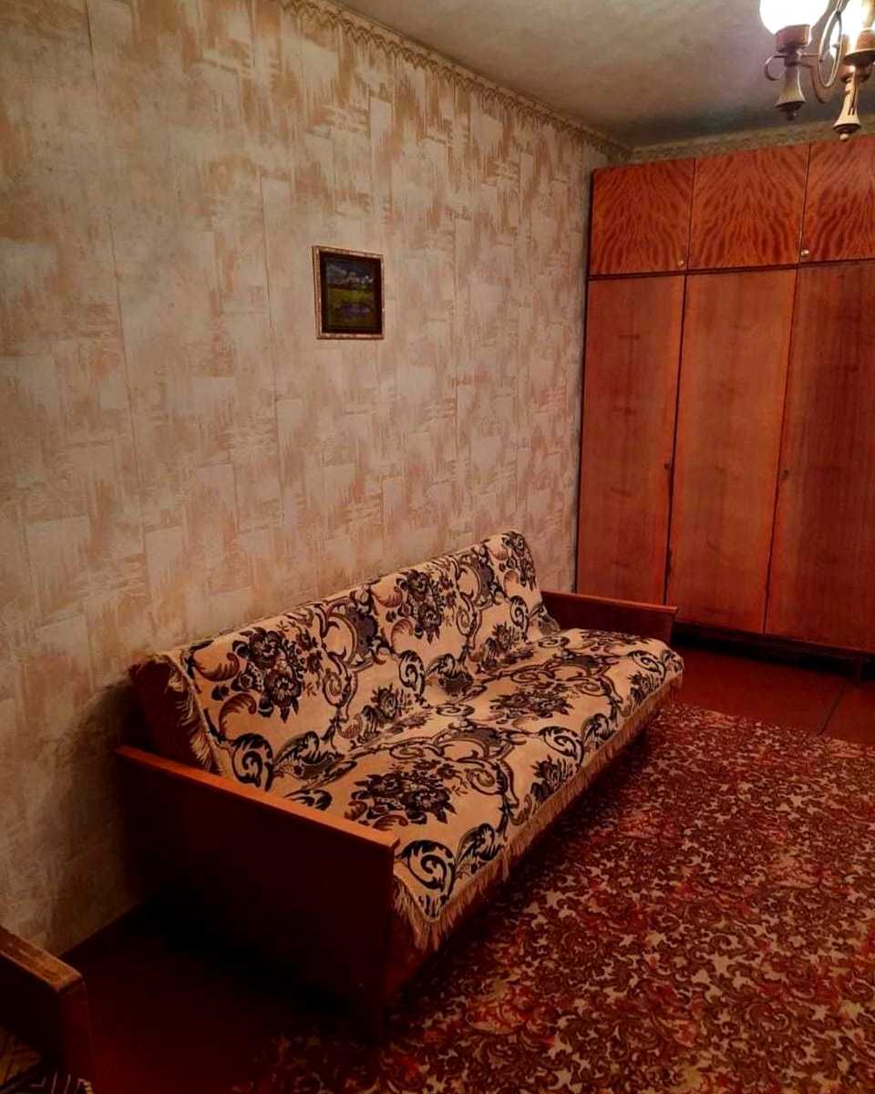 1874404136326401