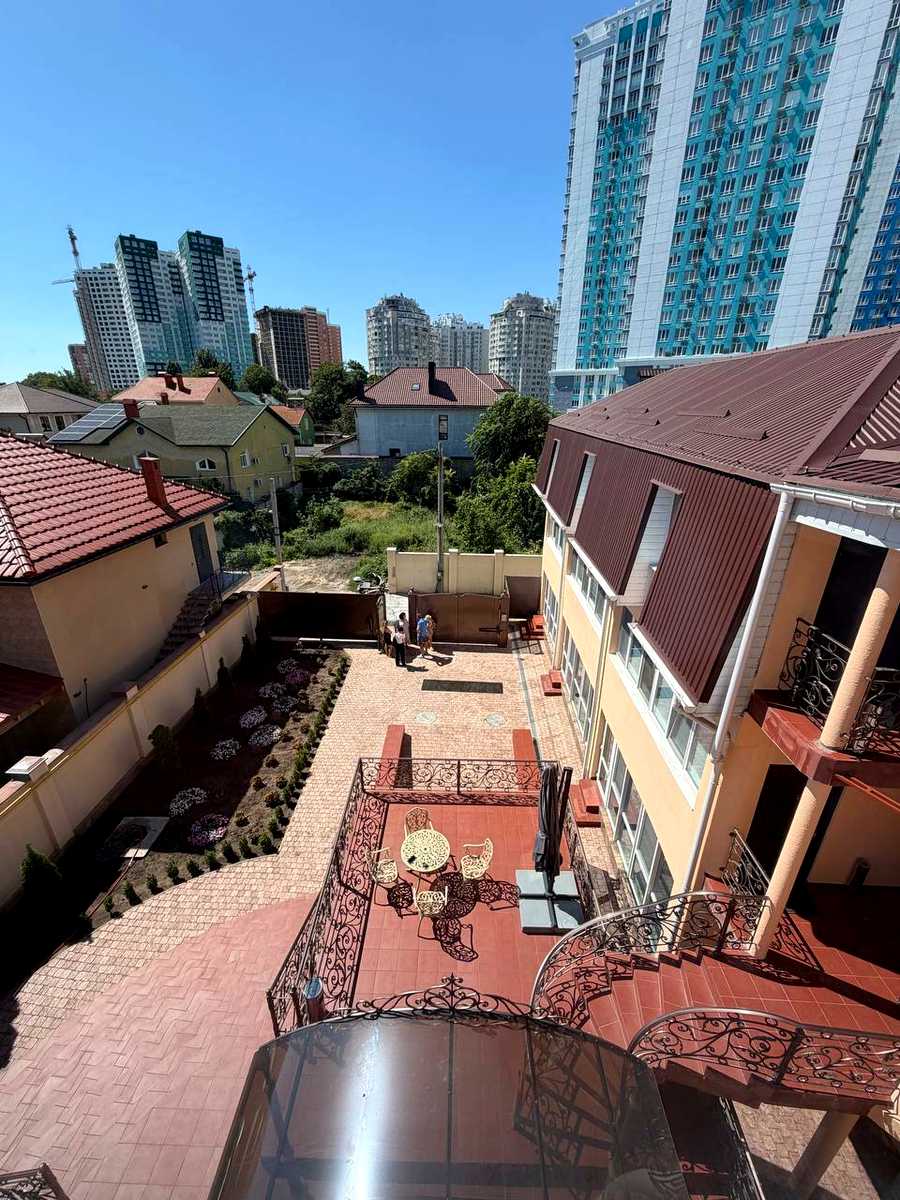 Коммерческая недвижимость по адресу ул. Ромашковая (площадь 906 м²) - imageAlt 9 Коммерческая недвижимость по адресу ул. Ромашковая (площадь 906 м²) - Atlanta.ua - imageAlt 9