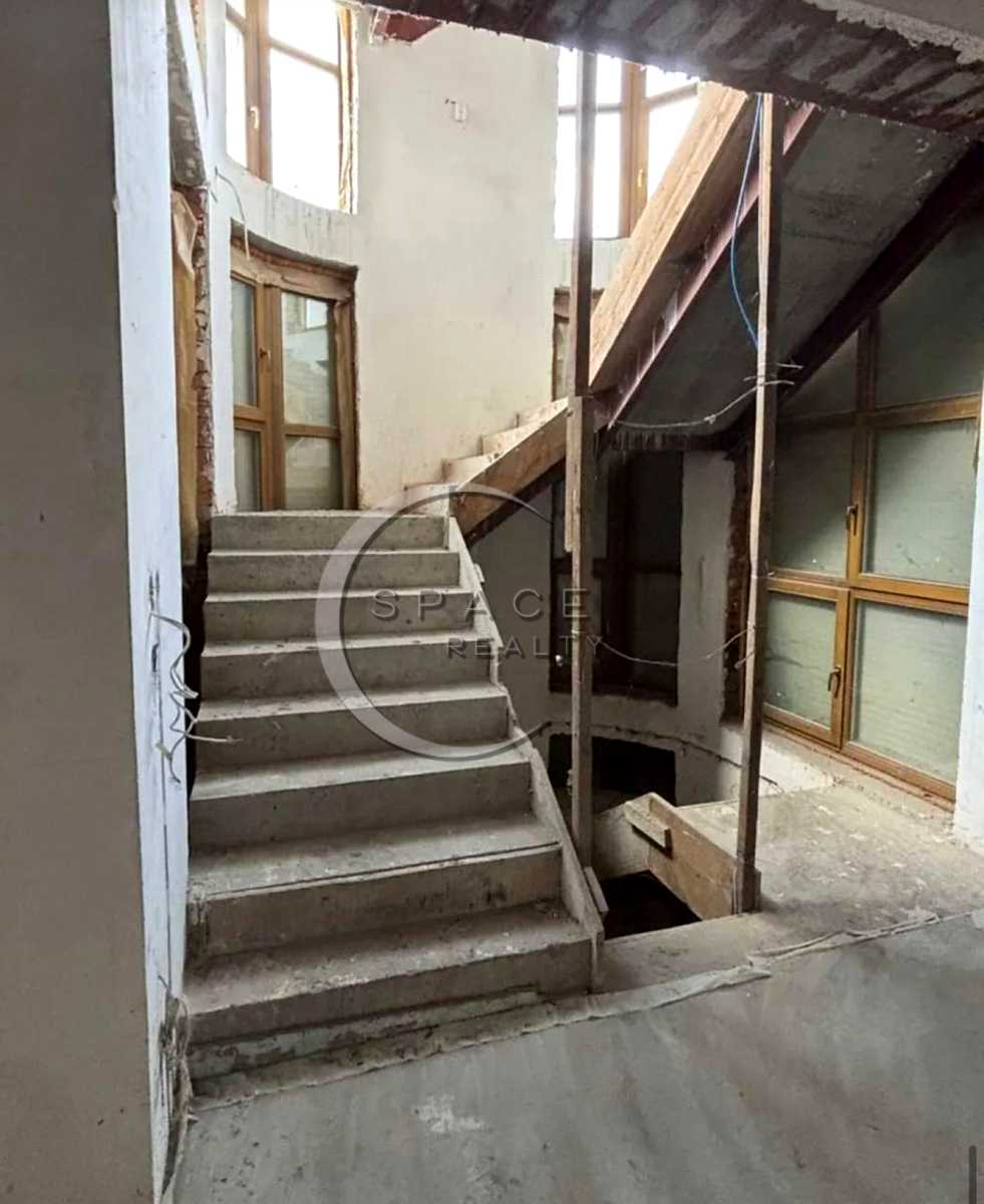 1874405195448530