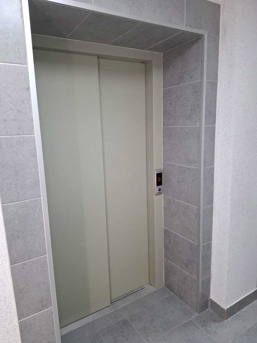 1874405505659851