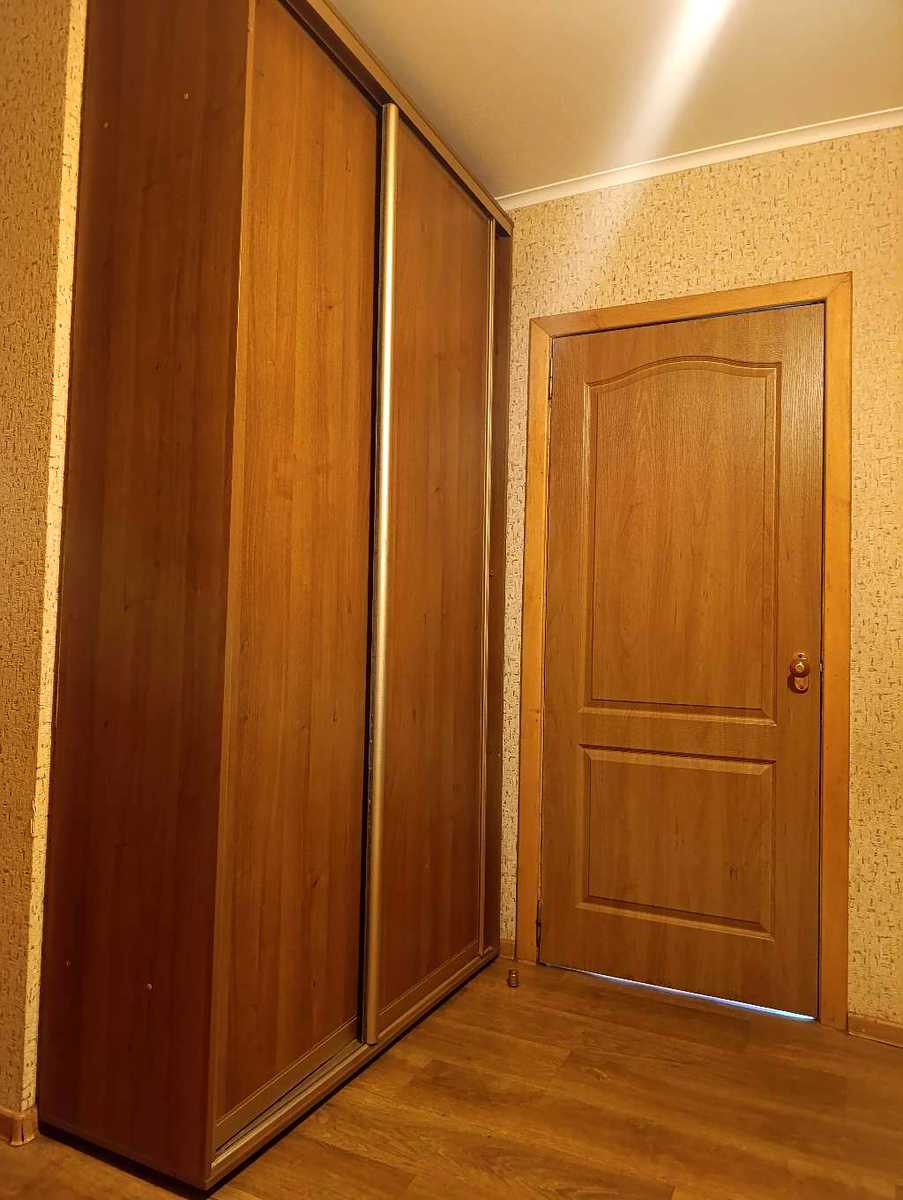 1874406095598869