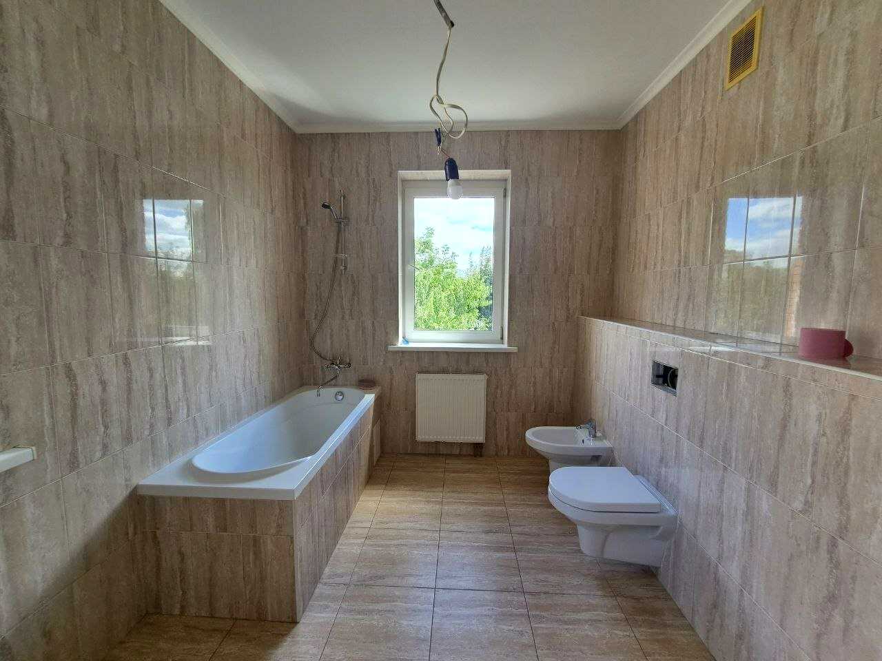 1874407686708441