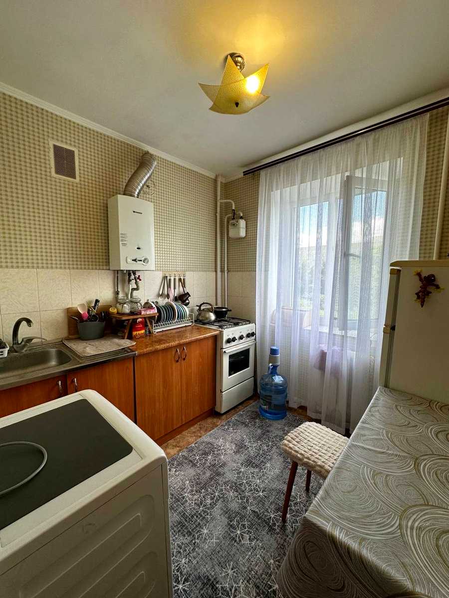 1874408821215562