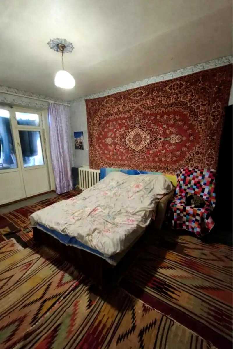 1874408863880974
