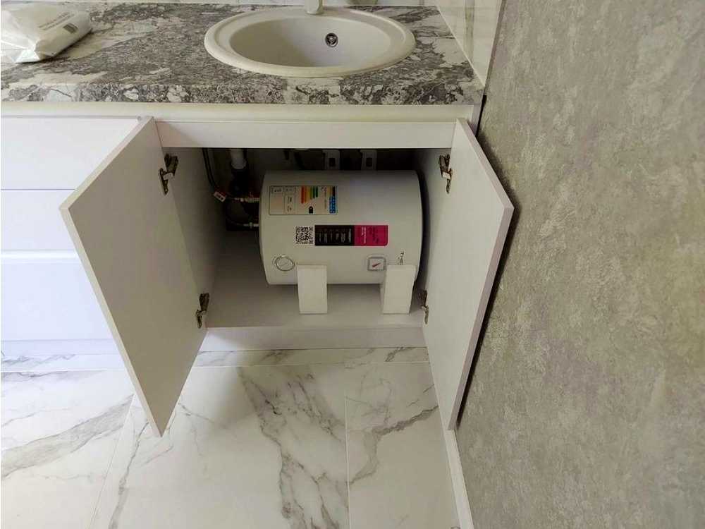 1874409659525745