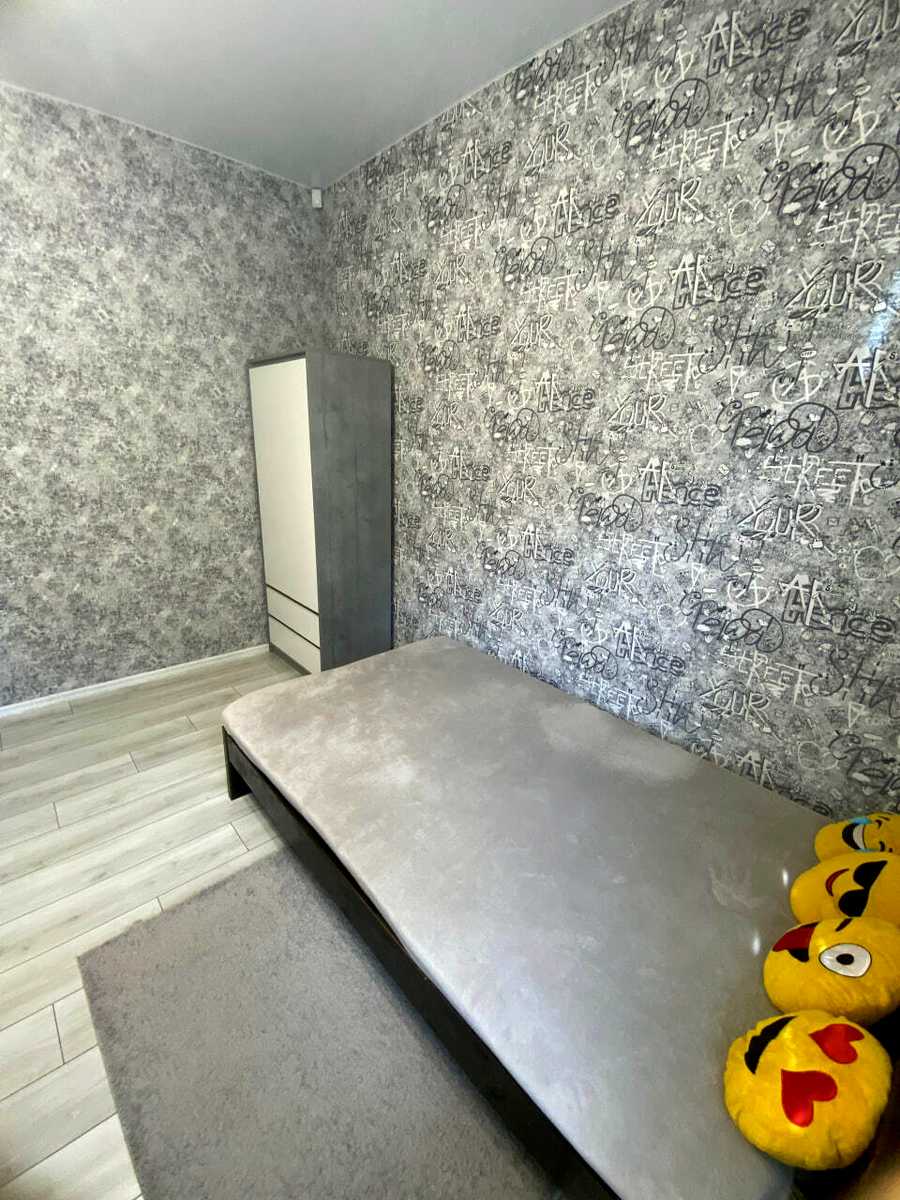 1874409988405382