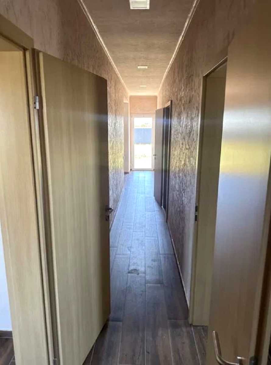 1874412123559884