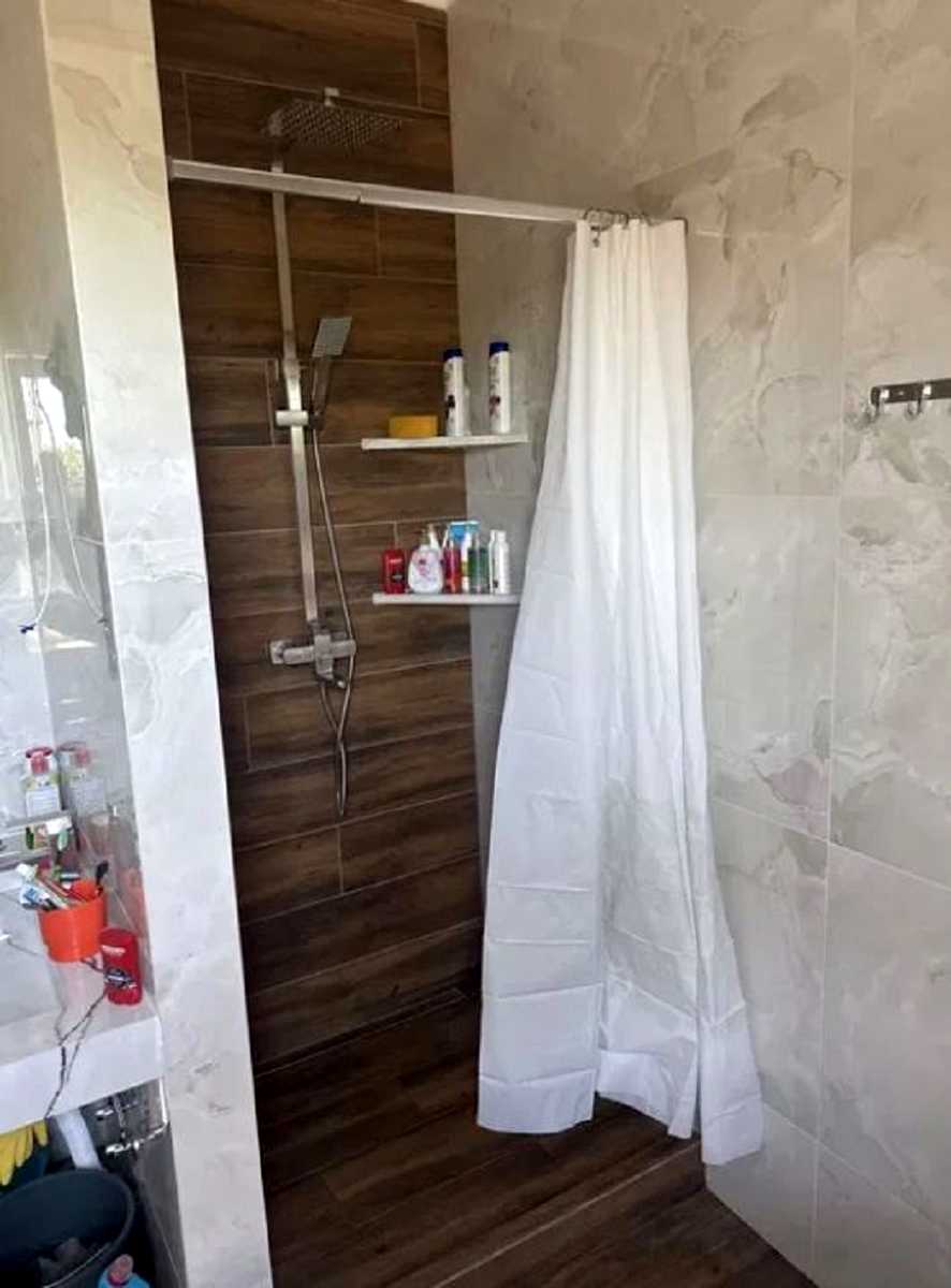 1874412203211815