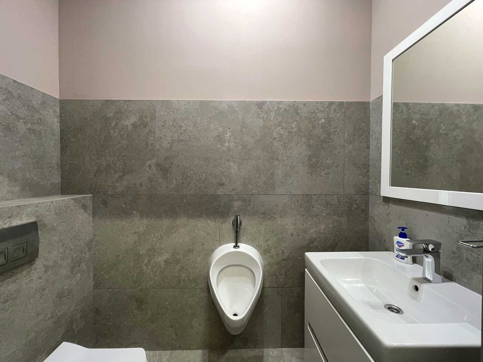 1874416768293269
