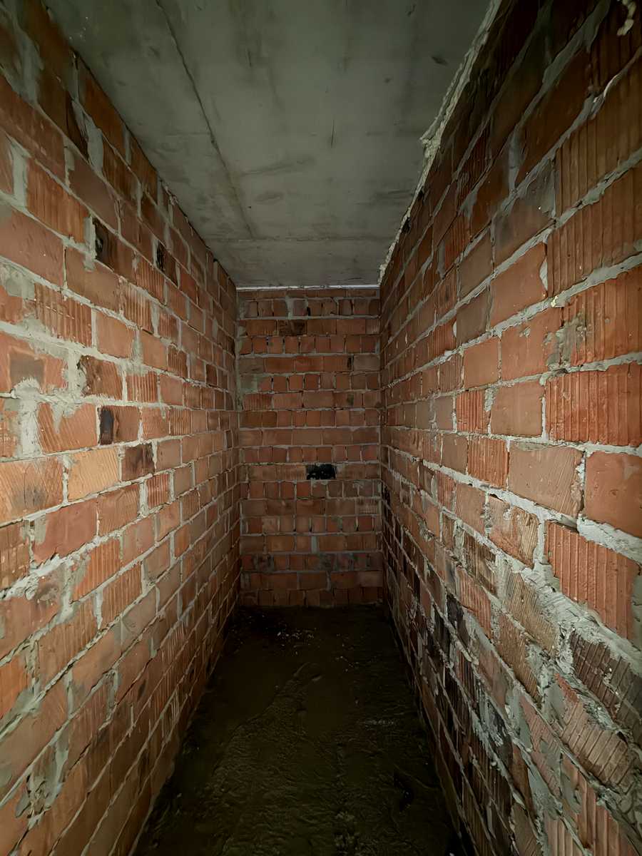 1874418934055751