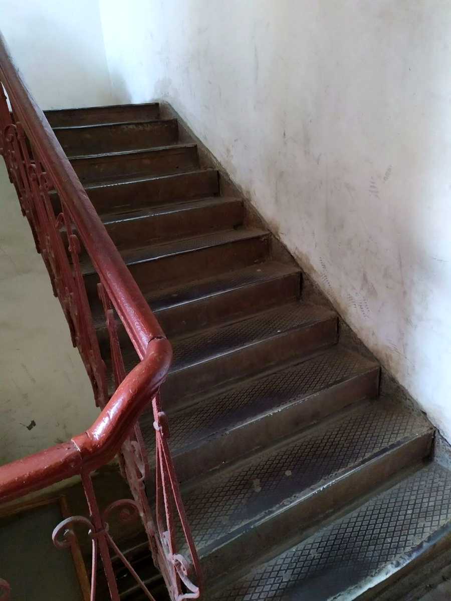 1874419274845416