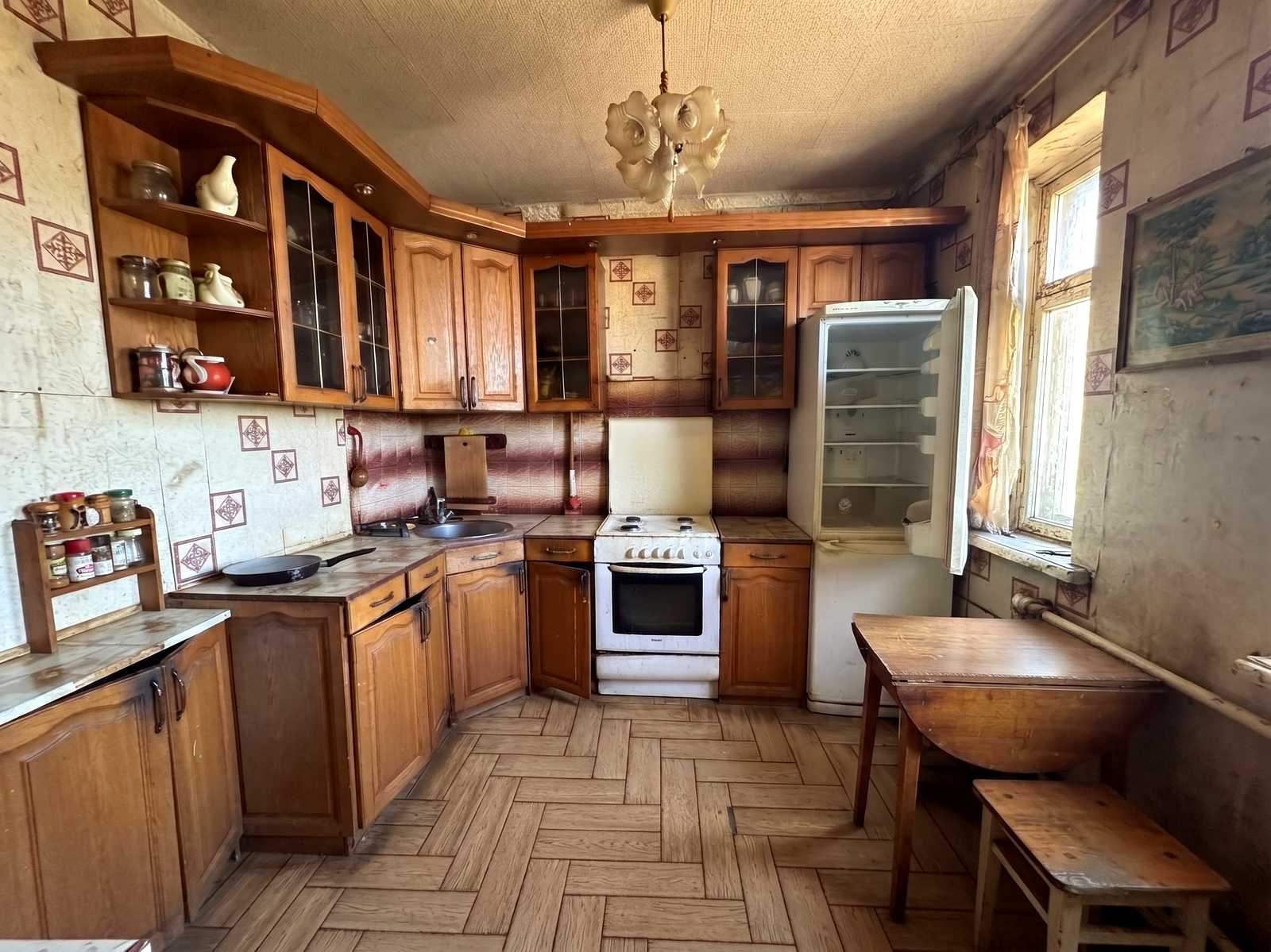 1874420547411100