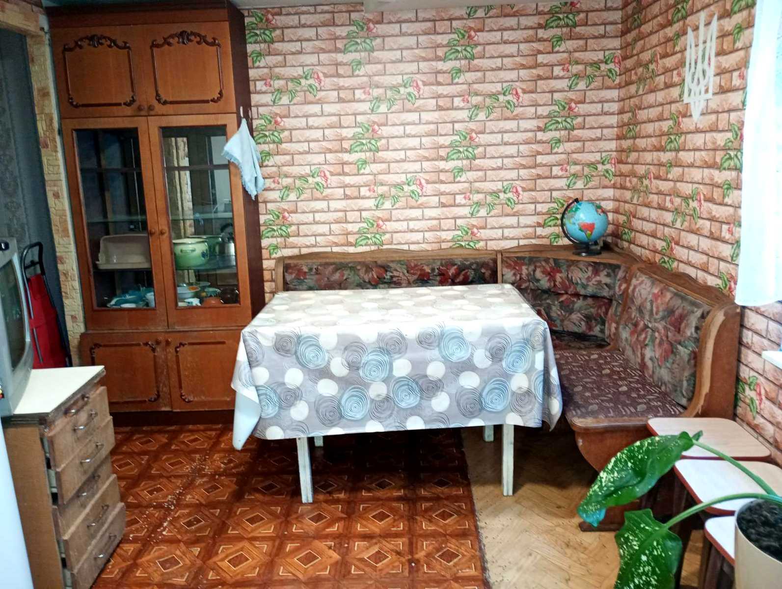 1874421635699564