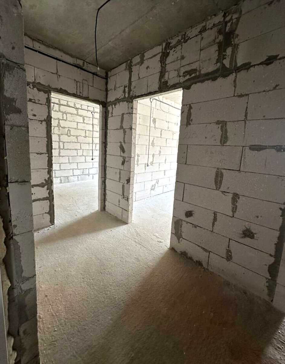1874426983115389